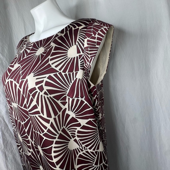 The Limited Burgundy Pattern Knee Length Silky Shift Dress Size Medium - Picture 4 of 9